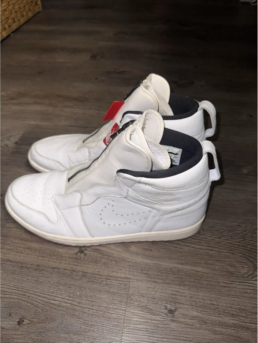 Nike Air Jordan 1 Retro High Zip Trainers US 13 White University Red AR4833-100
